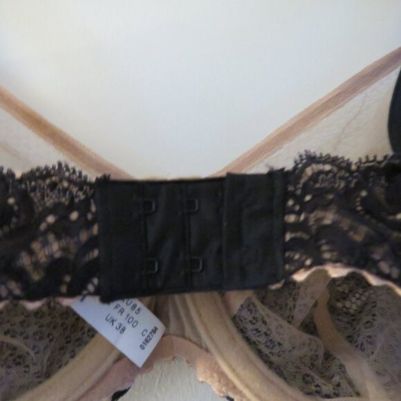 Prima Donna Black and Tan Floral Lace Bra - Picture 10 of 13